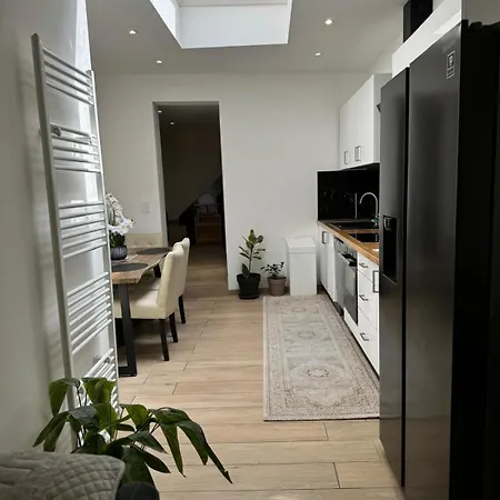 Apartment Maison Fontaine Du Saxophone Dinant