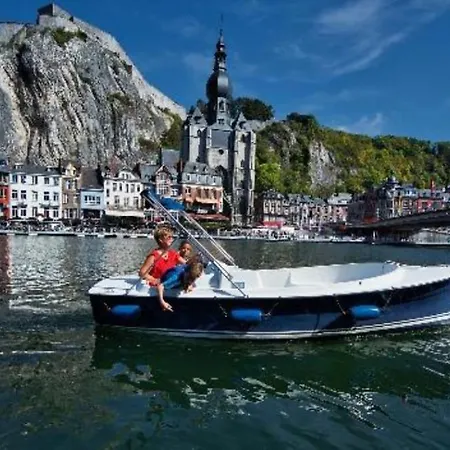 Maison Fontaine Du Saxophone Dinant